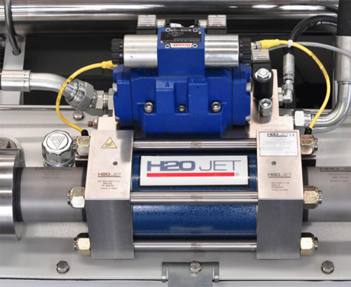 Causes and treatment of oil temperature rise in waterjet supercharger system