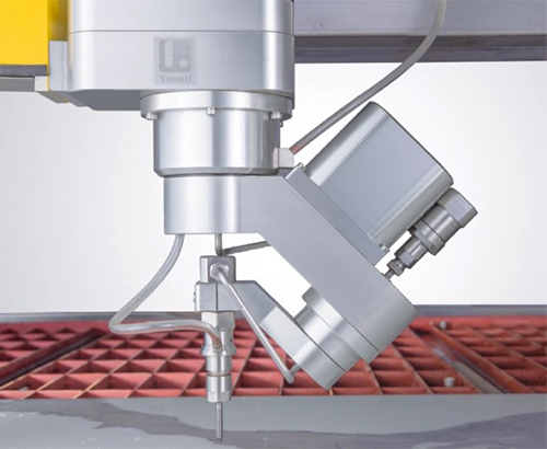 Why choose to use a five-axis waterjet cutting machine?